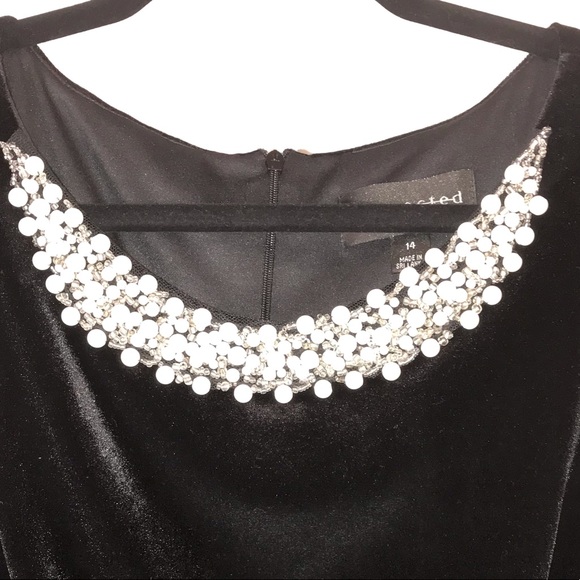 Vintage Black Velvet Evening Dress - Picture 6 of 10